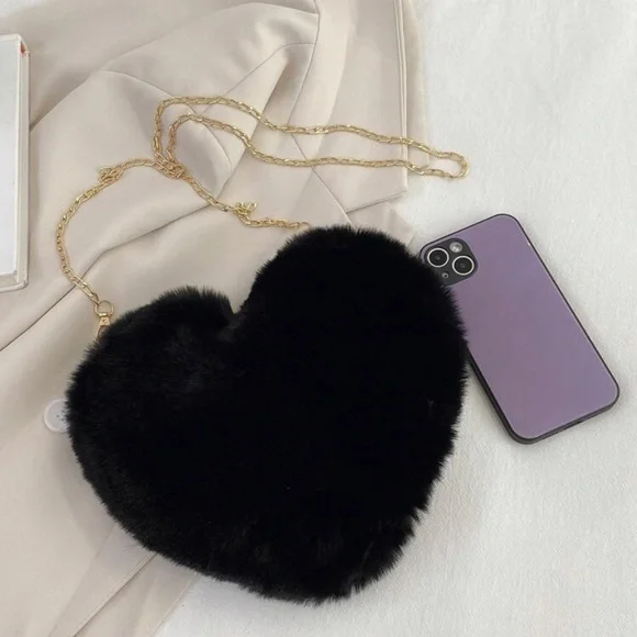 Faux Fur Crossbody Heart Bag - Picture 5 of 5